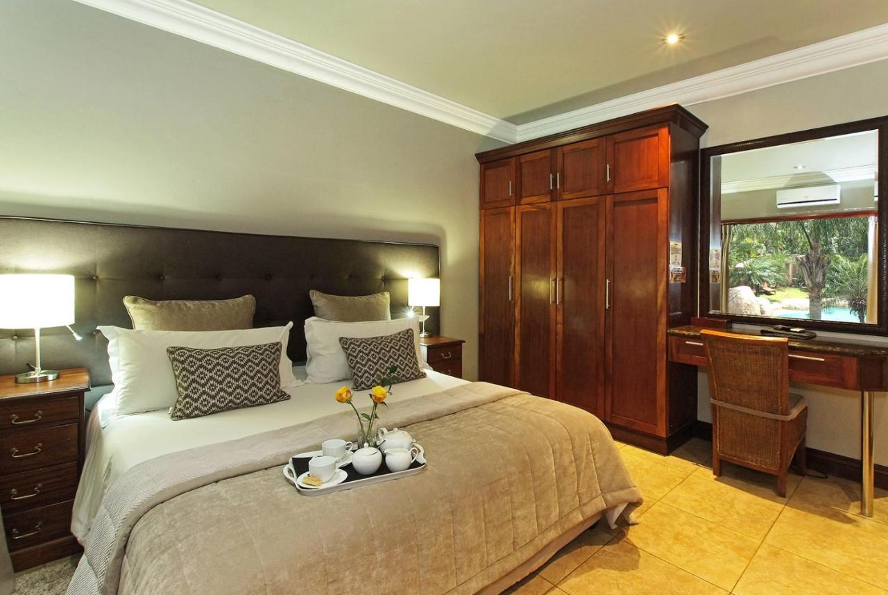 Ushaka Manor Guest House Дърбан Екстериор снимка
